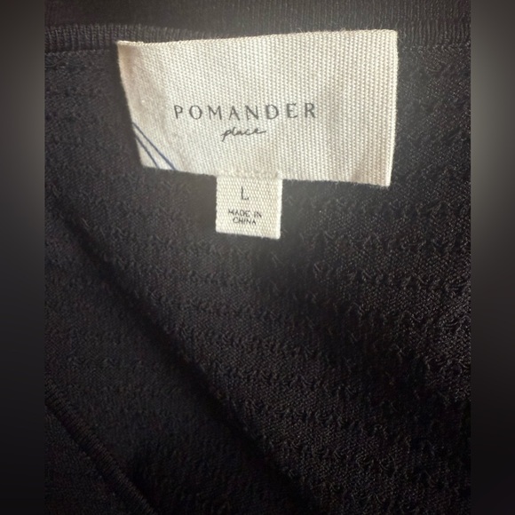 NWOT Tuckernuck Black V-Neck Stretchy Knit Dress with Elbow Length Sleeves - Picture 2 of 5